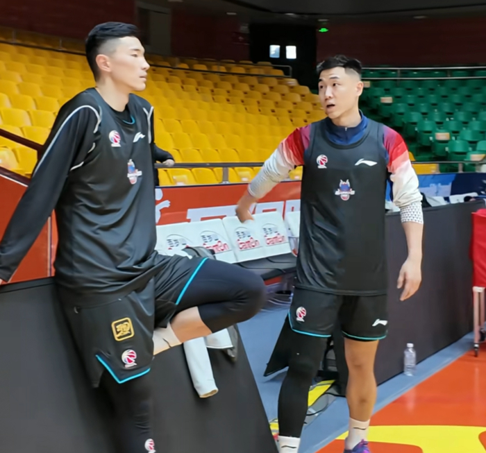 开云体育官方网站-高诗岩真自律！刚结束国家队就归队合练，4号球队赴广州备战补赛|山东队|世预赛|比赛|约翰逊|琼斯_新浪体育_新浪新闻