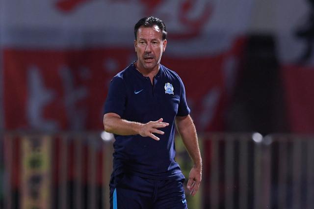 开云体育app-范加斯特豪赌成功！轮换10人还能逼平广州队