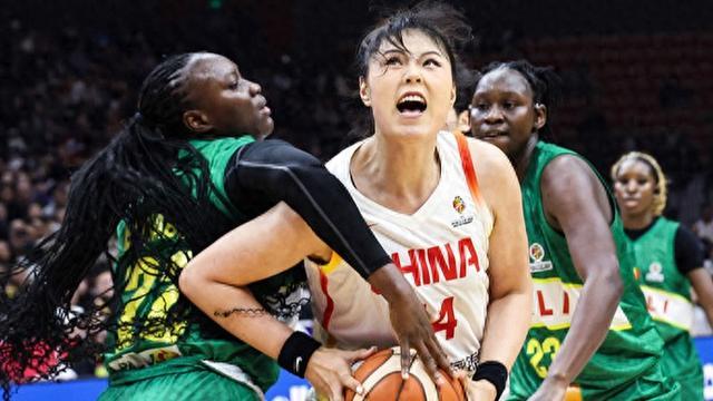 开云体育网址-世界杯资格赛首战轻取马里，“以胜代练”的中国女篮目标不止“抢门票”