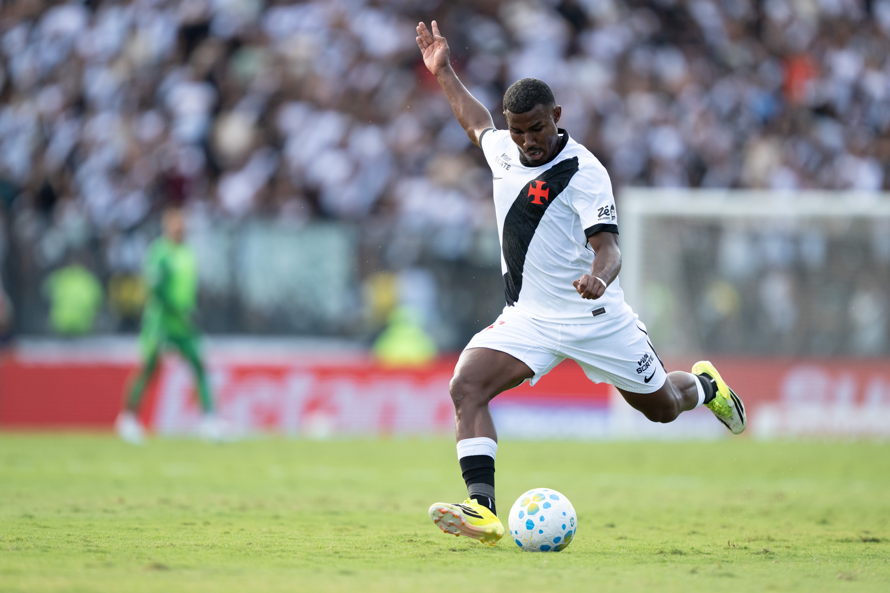 开云体育官方-巴媒：多特和药厂有意瓦斯科达伽马后卫库巴亚诺，已进行接触